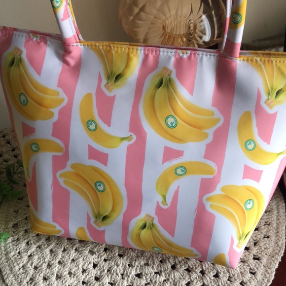 Betsey Johnson Banana Print Insulated Satchel Lunch Tote - Picture 11 of 11